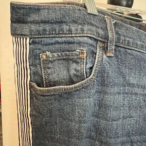 Ann Taylor size 12 Girlfriend jeans with blue white striping